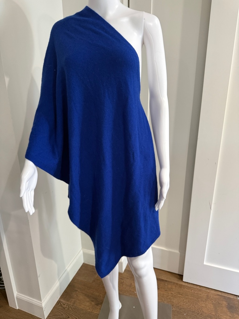 Halogen One-Shoulder Royal Blue cashmere Poncho